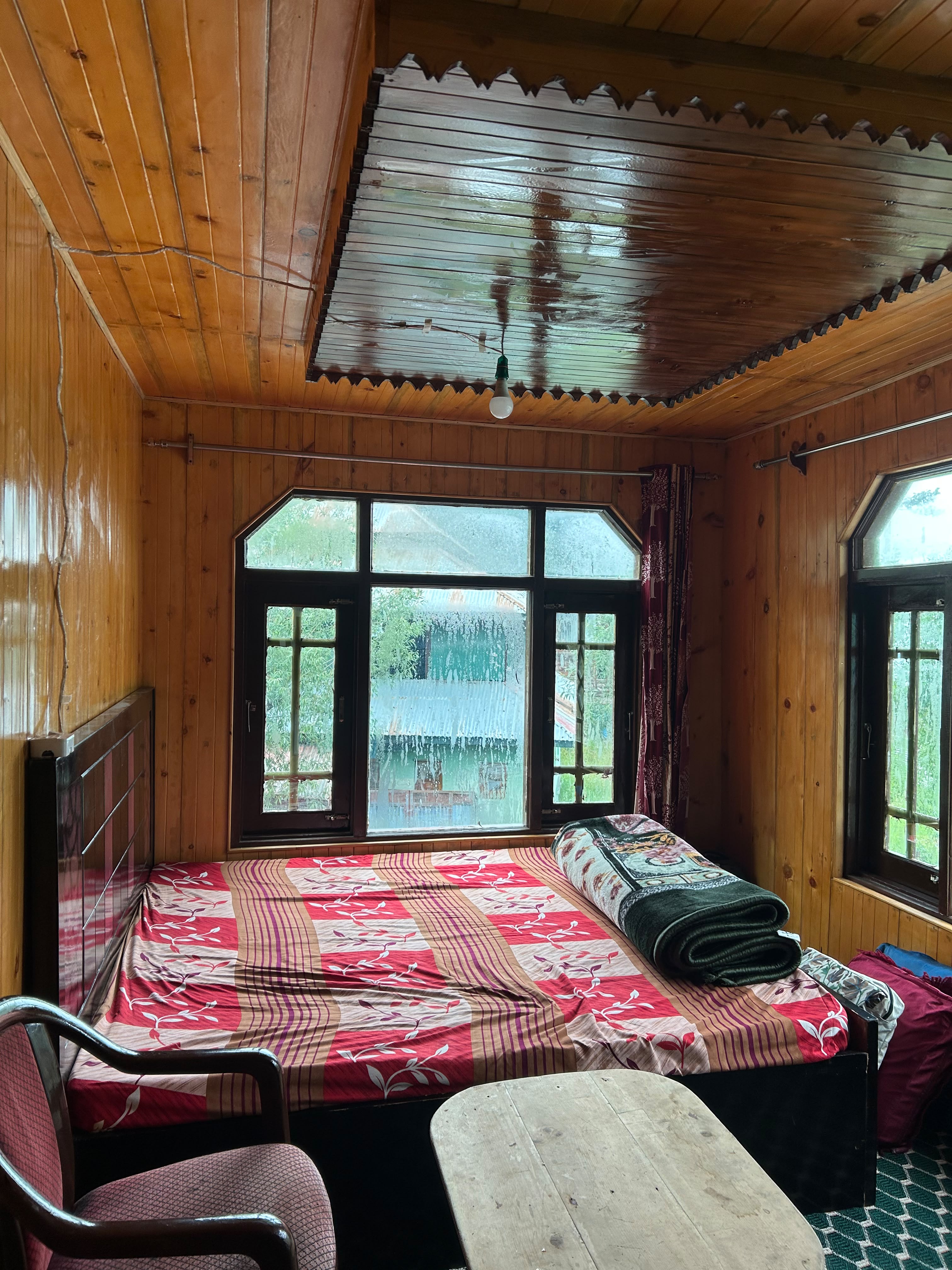 Luxury Room – Royal Palace Guest House